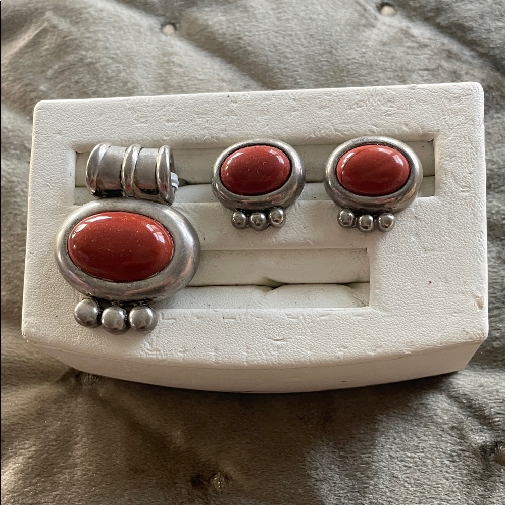 Elegant Silver and Red Jewelry Set
